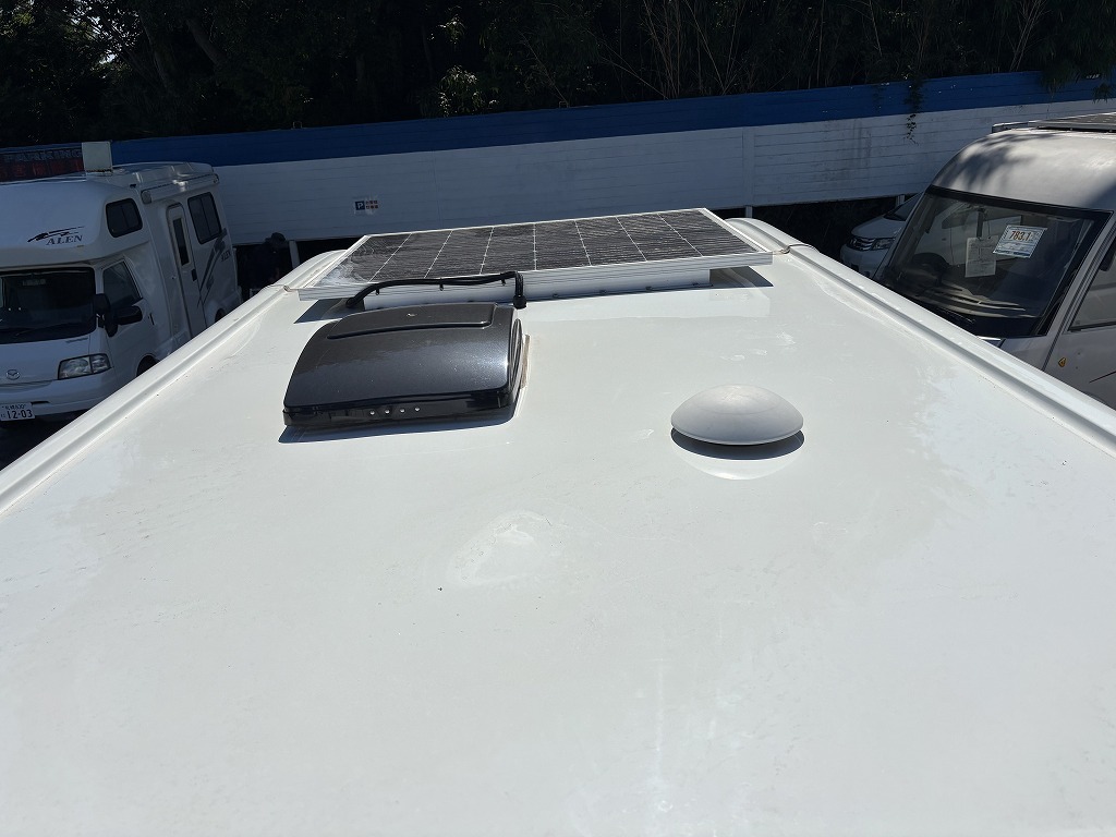 キャンピングカーキャブコン