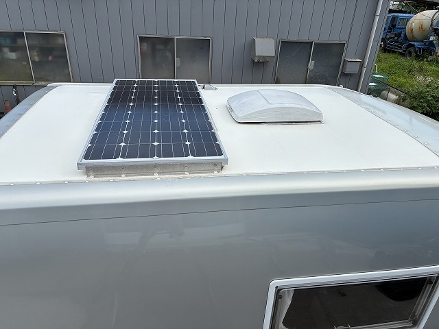 キャンピングカーキャブコン