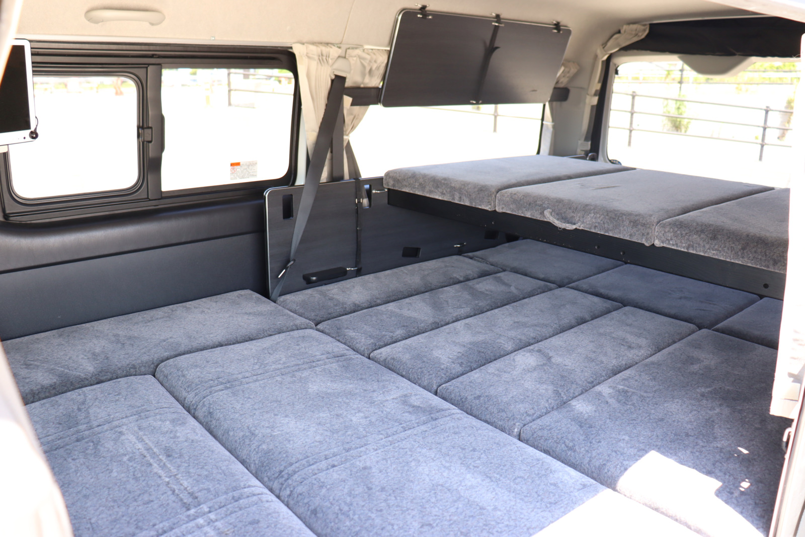 キャンピングカーバンコン