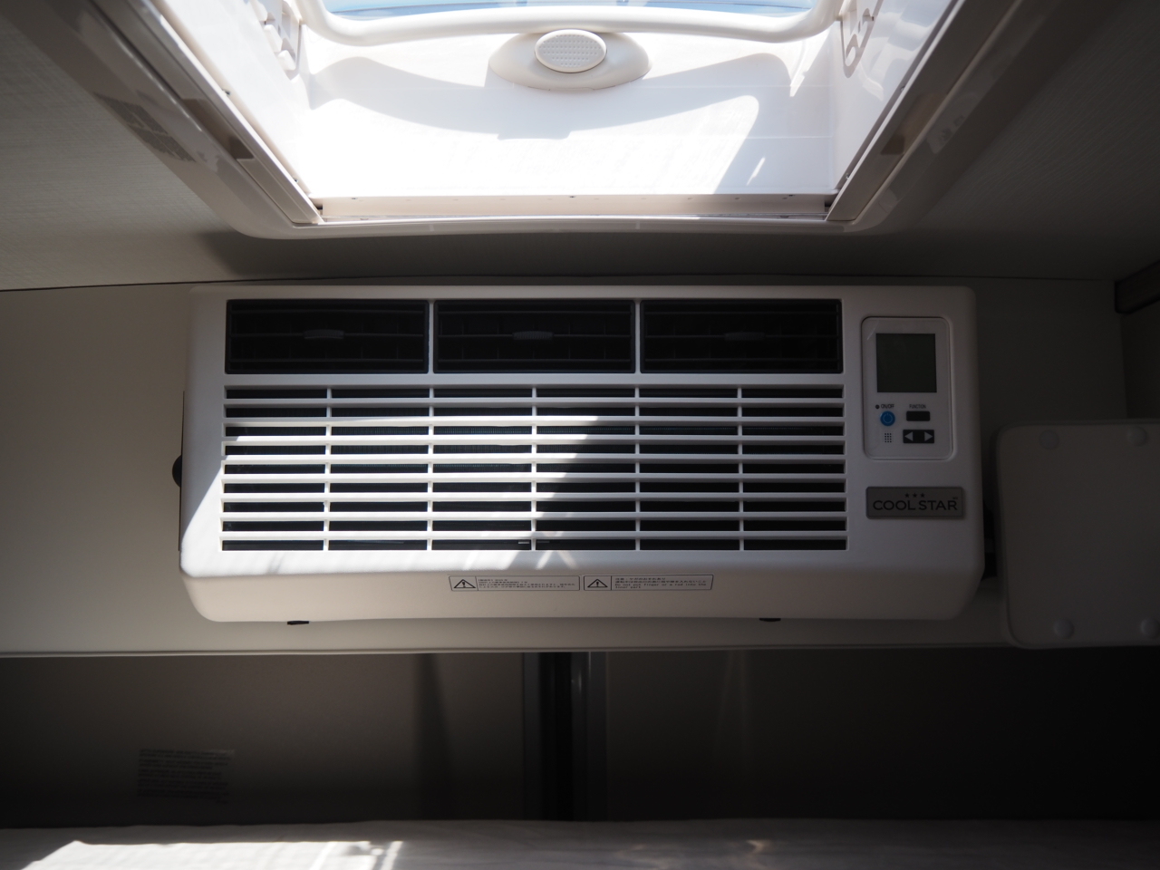 キャンピングカーバンコン