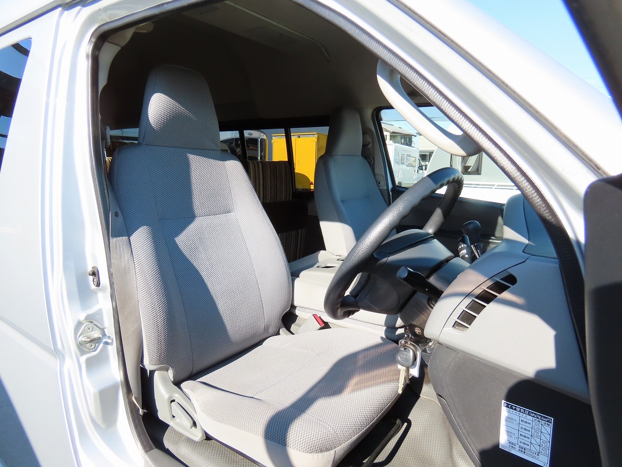 キャンピングカーバンコン