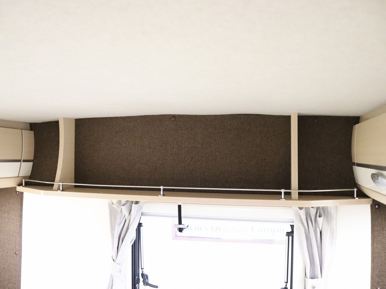 キャンピングカーキャブコン