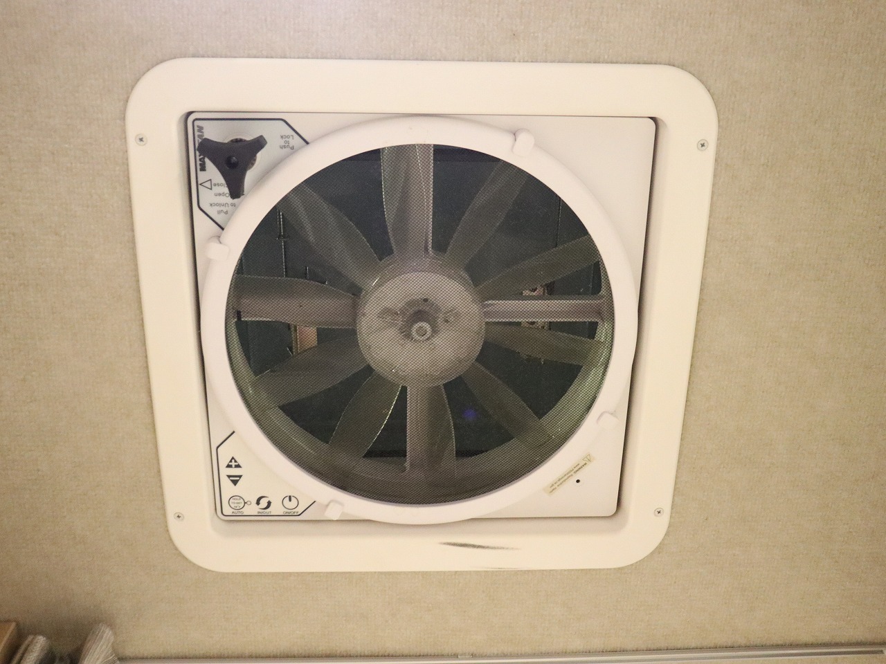 キャンピングカーキャブコン