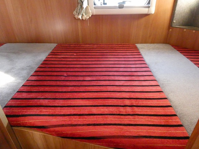 キャンピングカーキャブコン