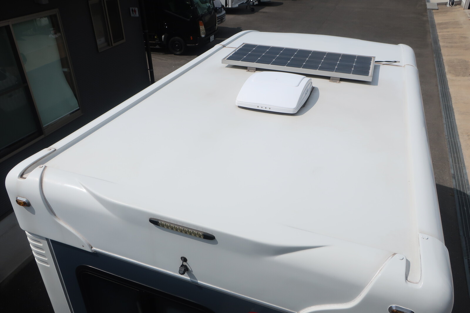 キャンピングカーキャブコン