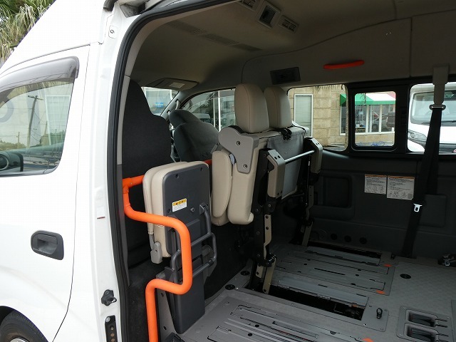 日産NV350キャラバン