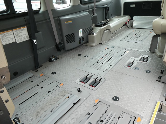 日産NV350キャラバン