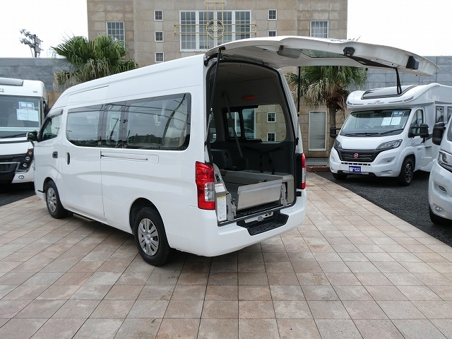 日産NV350キャラバン