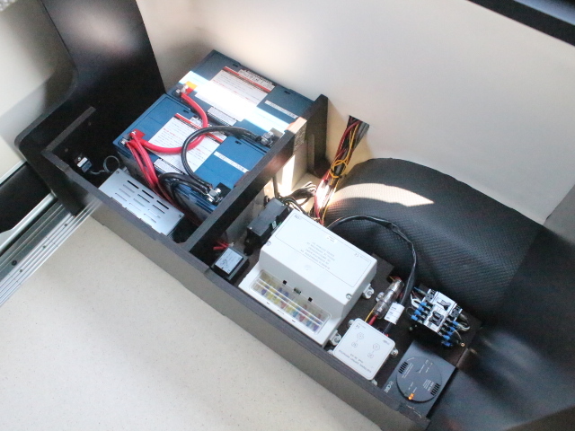 キャンピングカーバンコン