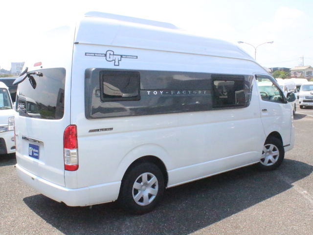 キャンピングカーバンコン