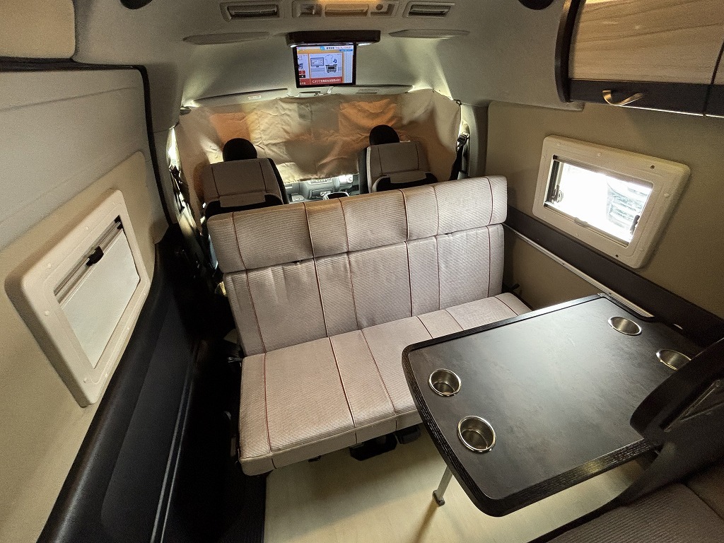 キャンピングカーバンコン