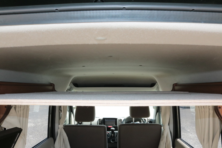 キャンピングカー軽キャンパー