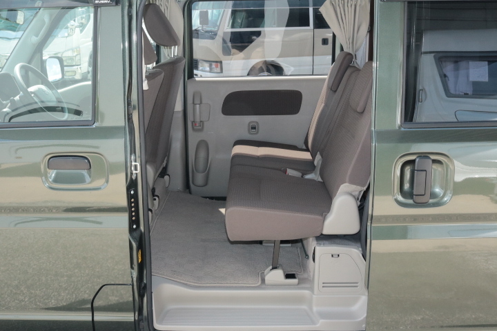 キャンピングカー軽キャンパー