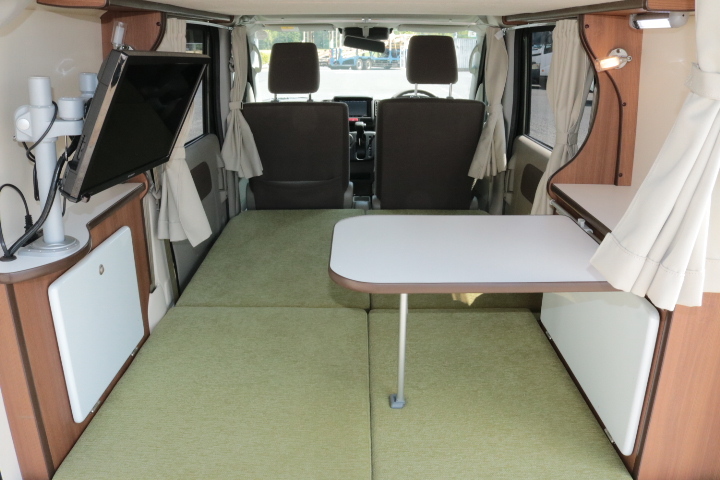 キャンピングカー軽キャンパー