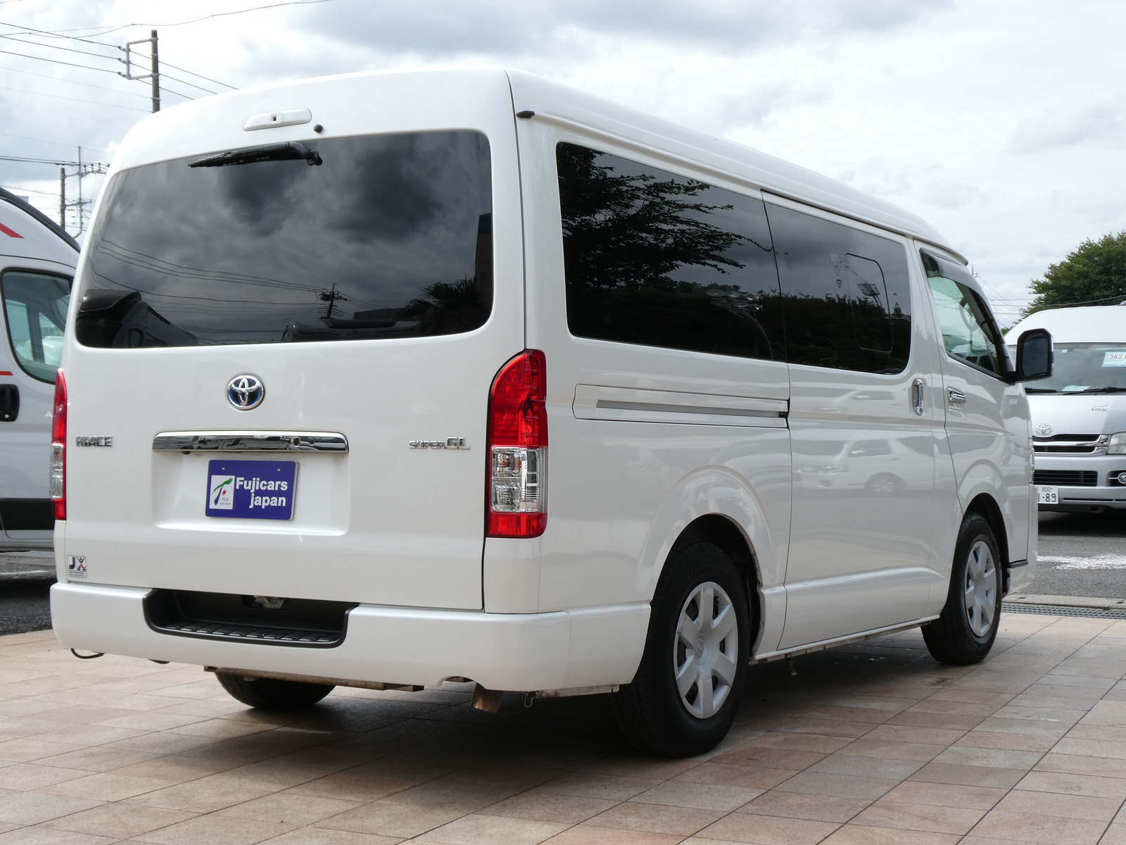 キャンピングカーバンコン