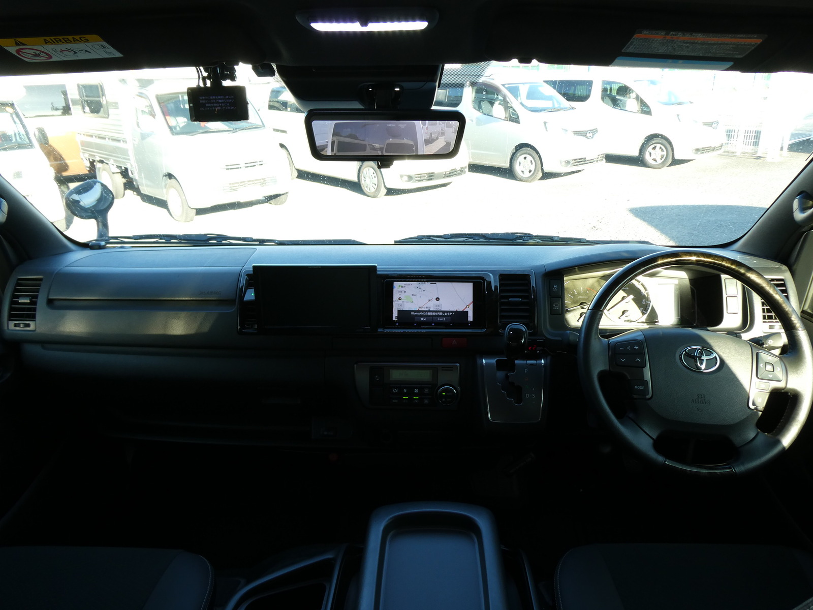 キャンピングカーバンコン