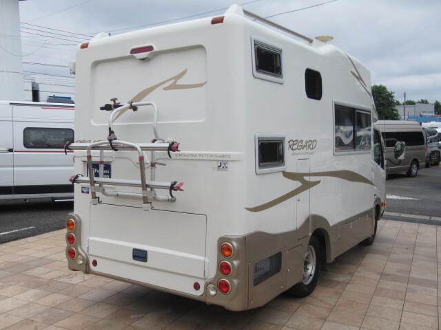 キャンピングカーキャブコン