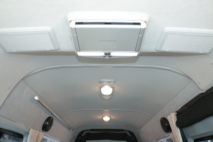 キャンピングカーバンコン