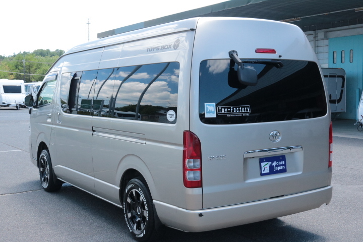 キャンピングカーバンコン