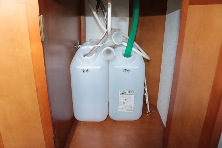 キャンピングカーキャブコン