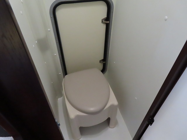 キャンピングカーキャブコン