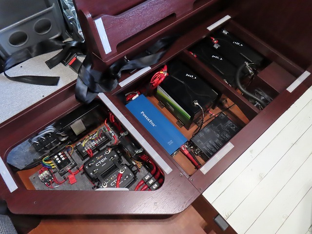 キャンピングカーキャブコン