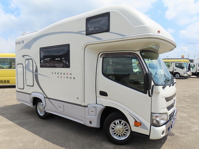 キャンピングカーキャブコン