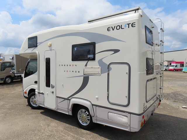 キャンピングカーキャブコン