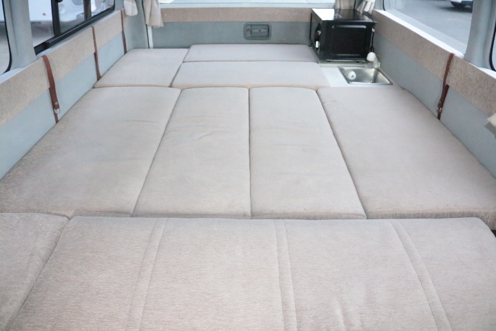 キャンピングカーバンコン