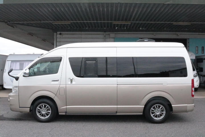 キャンピングカーバンコン