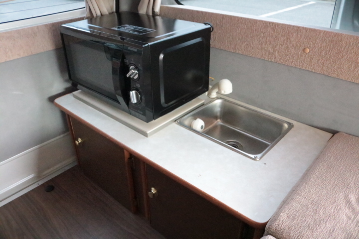 キャンピングカーバンコン