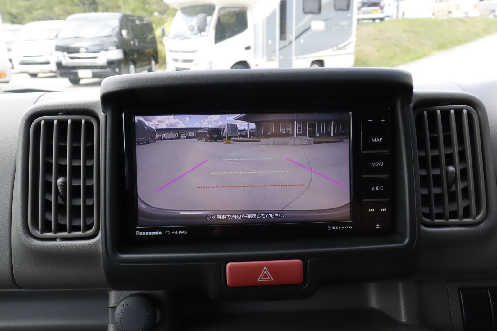 キャンピングカー軽キャンパー