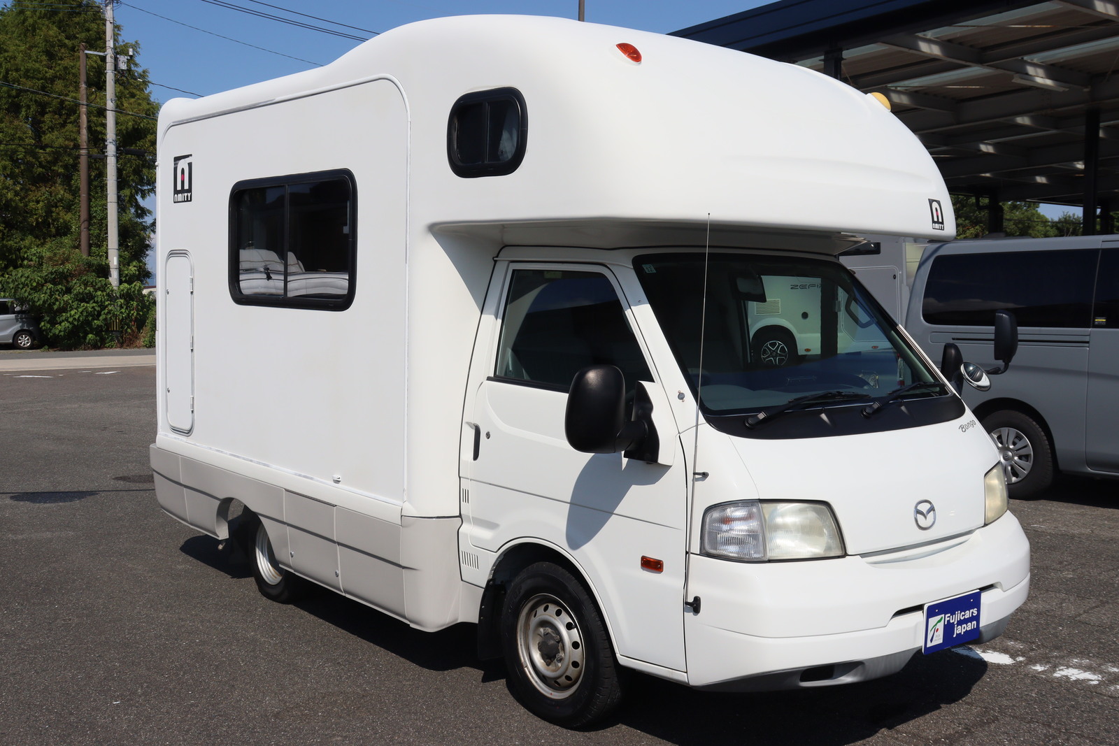 キャンピングカーキャブコン