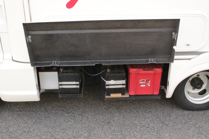 キャンピングカーキャブコン