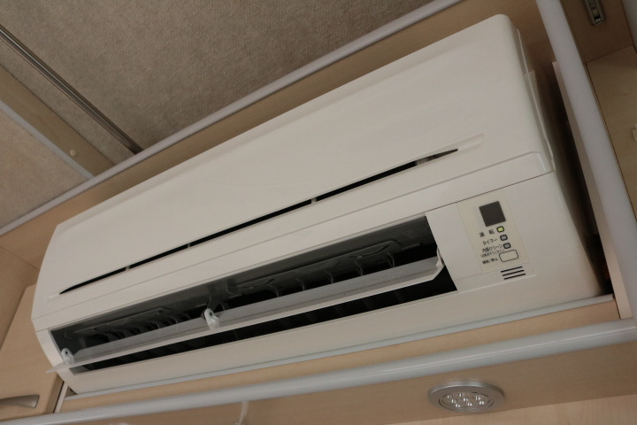 キャンピングカーキャブコン