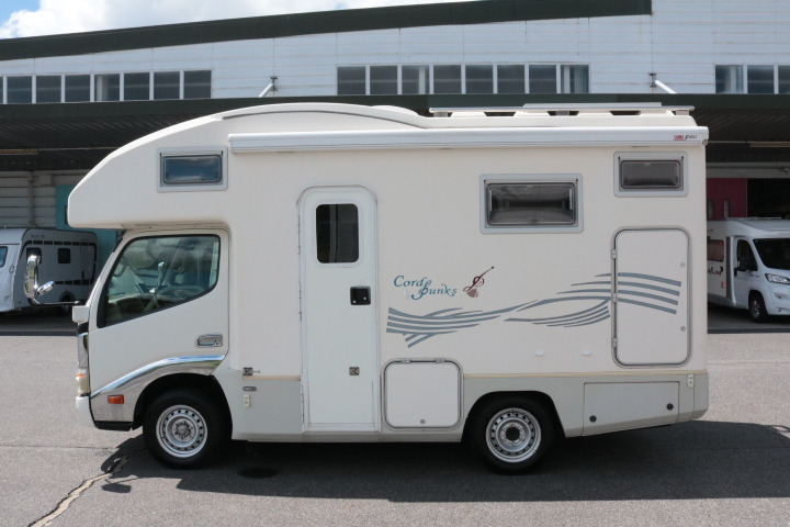 キャンピングカーキャブコン