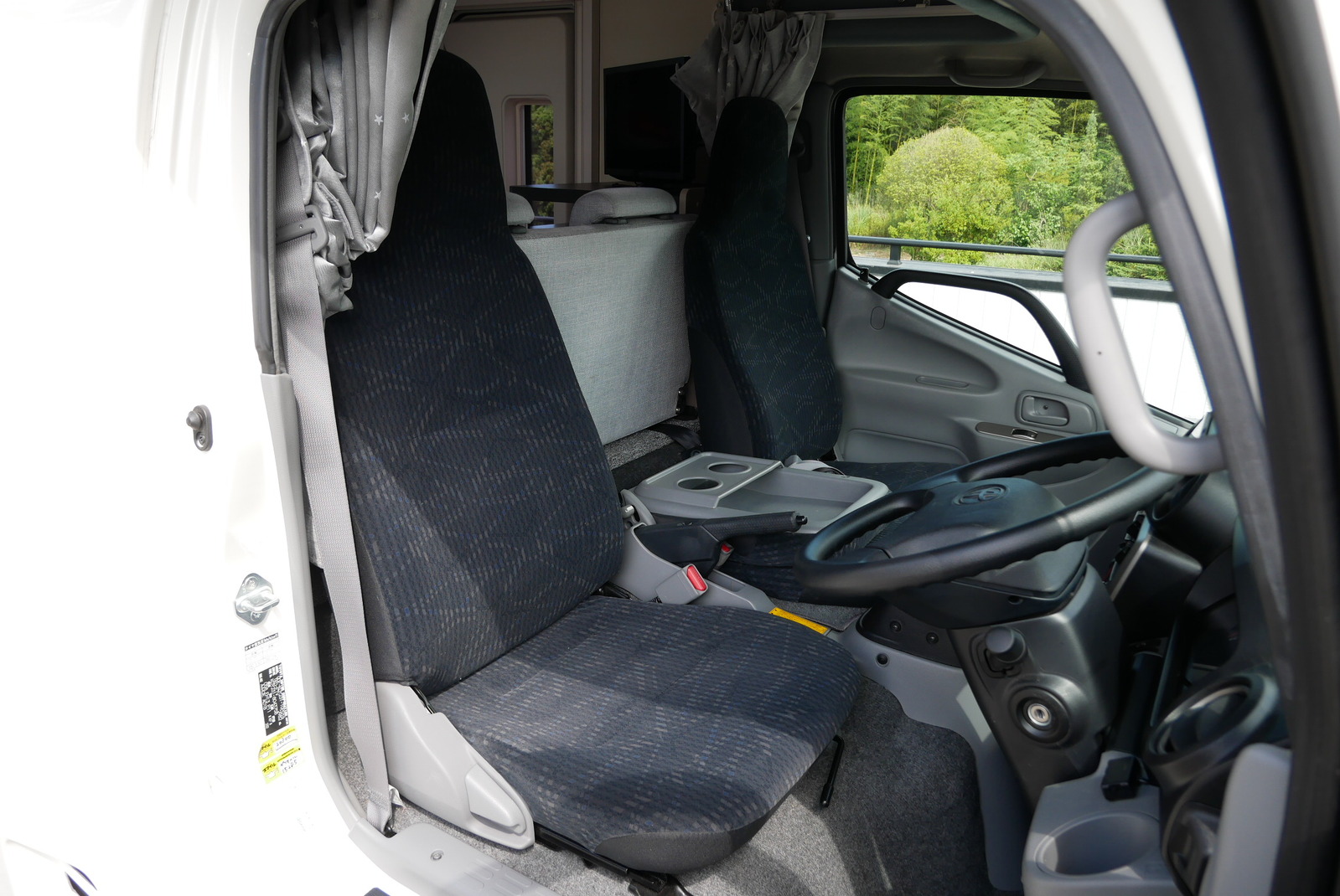 キャンピングカーキャブコン