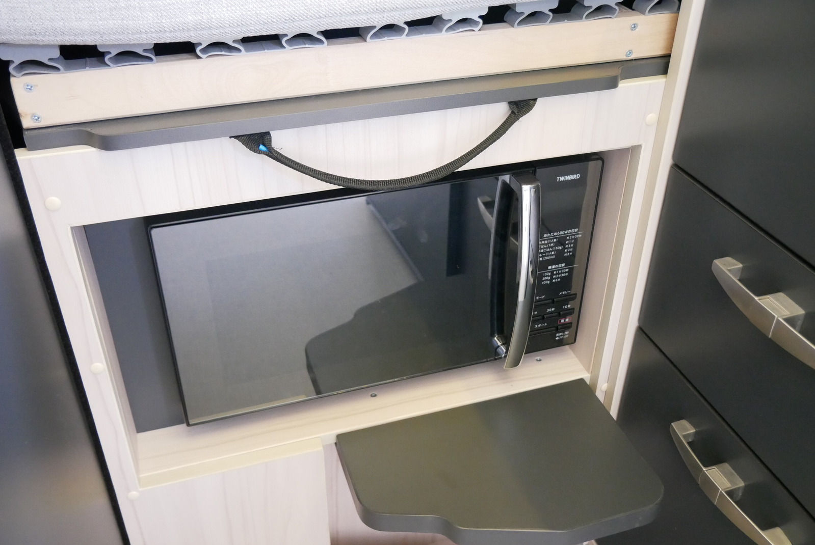 キャンピングカーキャブコン