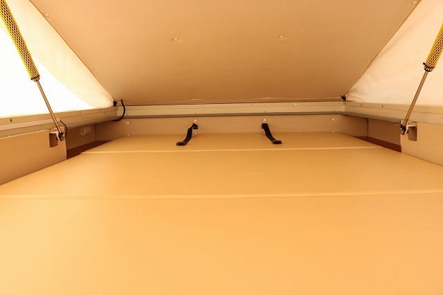 キャンピングカー軽キャンパー