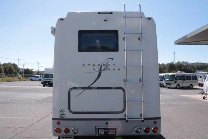 キャンピングカーキャブコン