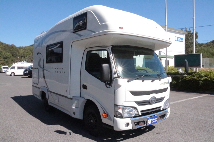 キャンピングカーキャブコン