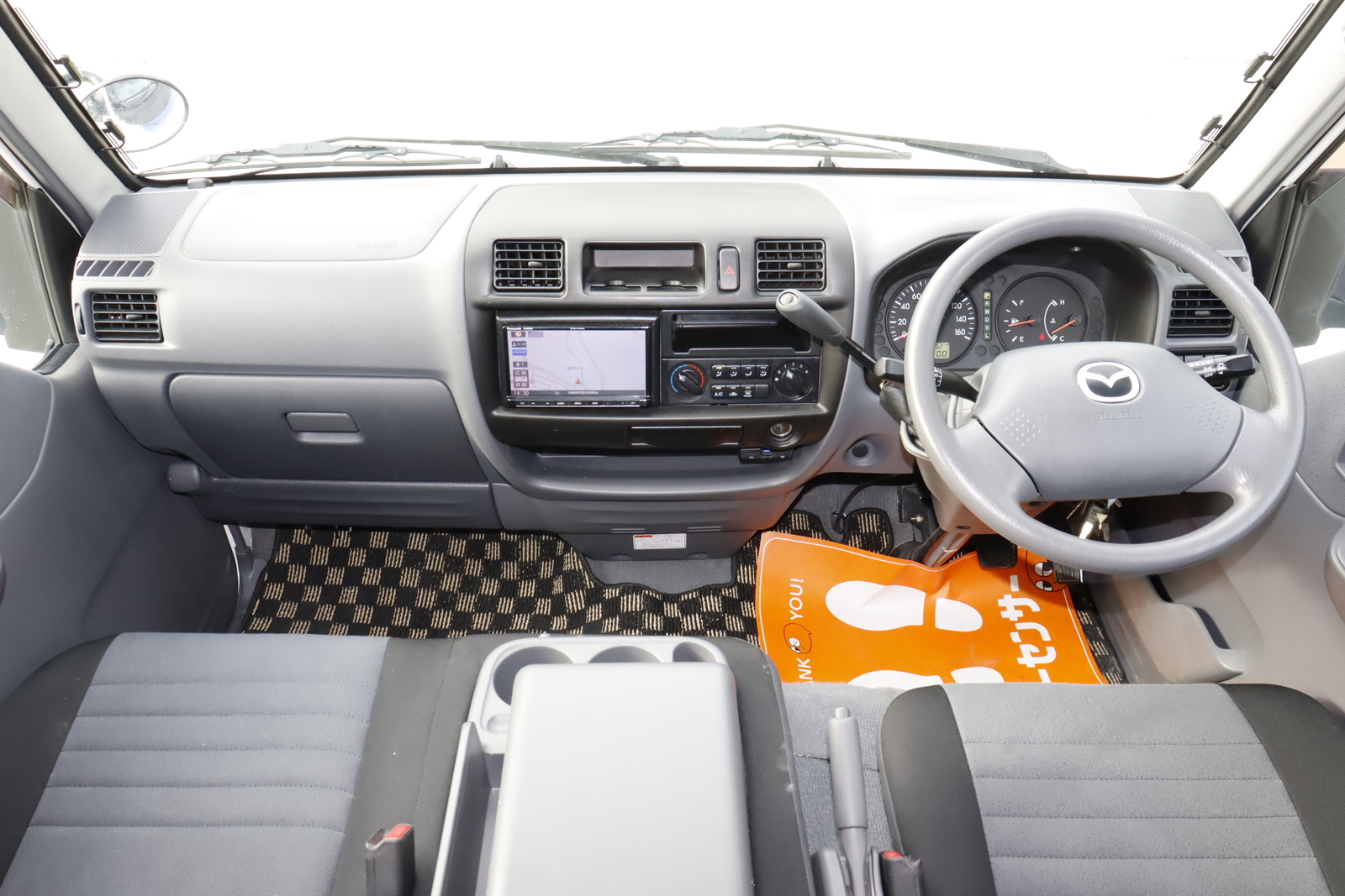 キャンピングカーキャブコン