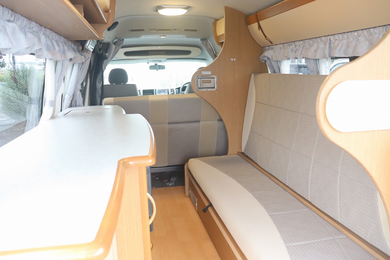 キャンピングカーバンコン