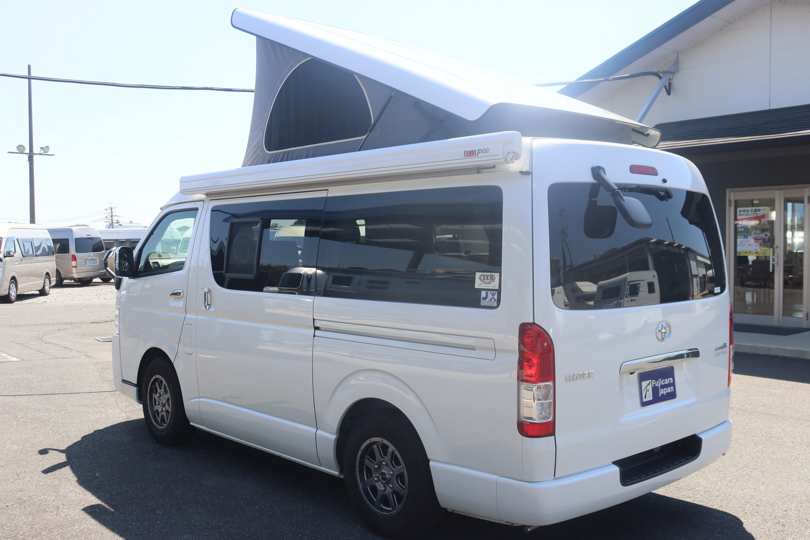 キャンピングカーバンコン