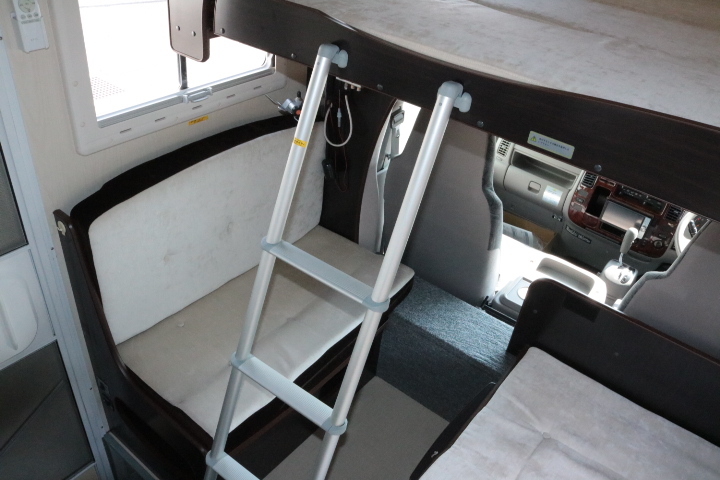 キャンピングカーキャブコン