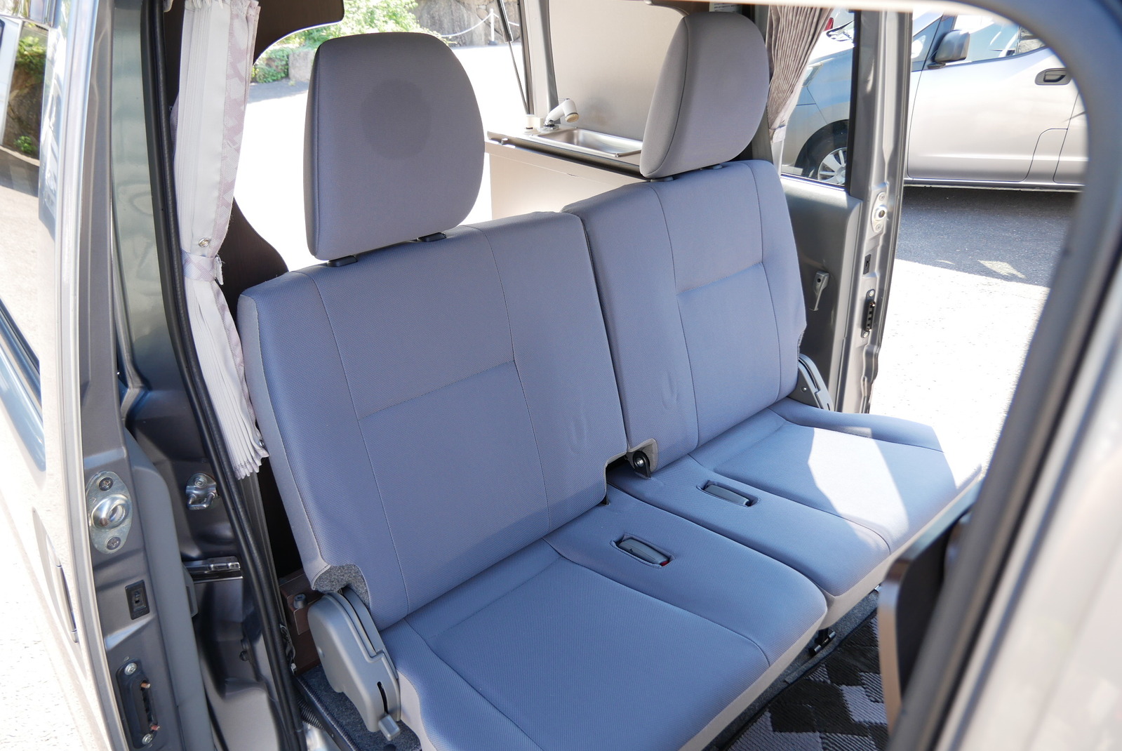 キャンピングカー軽キャンパー