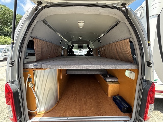 キャンピングカーバンコン