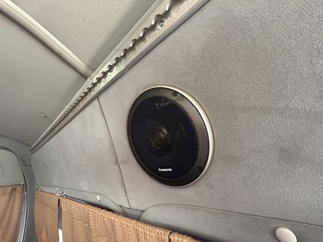 キャンピングカーバンコン