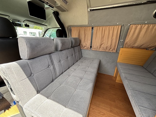 キャンピングカーバンコン