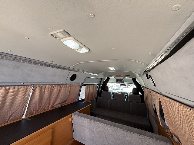 キャンピングカーバンコン